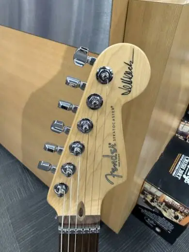 Fender - JEFF BECK STRAT 2